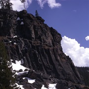 Obsidian Cliff (Yellowstone National Park)
