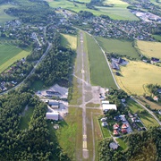 Hamar Airport, Stafsberg