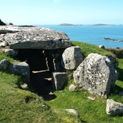 Bant&#39;s Carn C4500-2500 BC &amp; Halangy Down Village C200 BC, Scilly