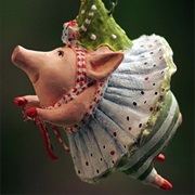 Ballerina Pig