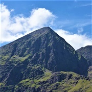 Ireland - Carrauntoohil - 1,041M