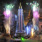 Washington Monument Christmas Lighting