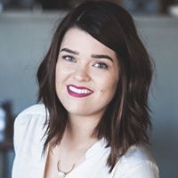 Vivianna Does Makeup