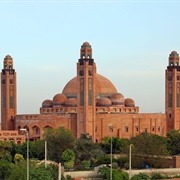Grand Jamia Mosque, Lahore
