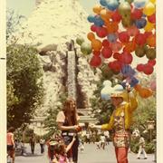 Balloon Vendors (1955-Present)