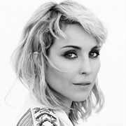 Noomi Rapace