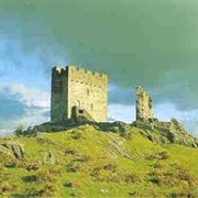 Dolwyddelan Castle