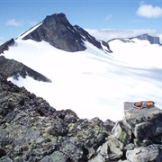 Bukkeholstinden (SE)