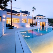 Expand Business to Do Real Estate in at Lest 5 Different Countries