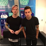 Message Man Twenty One Pilots
