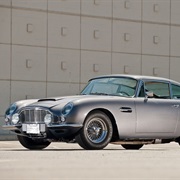 Aston Martin DB6