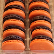 Jaffa Cake Macaron