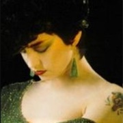 Holly Beth Vincent (Holly & the Italians)