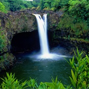 Rainbow Falls, Hawai'i