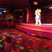 Haven Holiday's Nightclub for Family