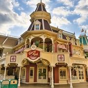 The Gibson Girl Ice Cream Parlor