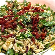 Spinach Orzo Salad With Sundried Tomatoes