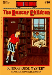 Schoolhouse Mystery (Gertrude Chandler Warner)