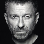 Sean Pertwee