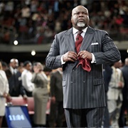 Attend a TD Jakes Seminar