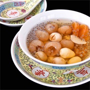 Leng Chee Kang (Sweet Lotus Seed Soup)