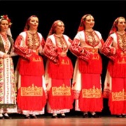 The Mystery of Bulgarian Voices - Shto Li (Alone in the Dark)