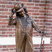 Guppo the Clown Statue (Wenatchee)