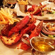Burger & Lobster