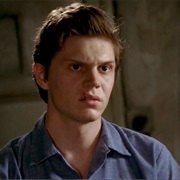 Kit Walker - Evan Peters