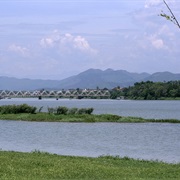 Perfume River (Sông Hương)