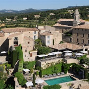 Hostellerie De Crillon Le Brave