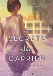 Secrets She Carried (Barbara Davis)