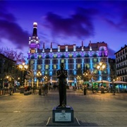 Plaza Santa Ana &amp; Night-Time Huertas, Madrid