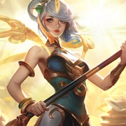 Lunar Empress Lux