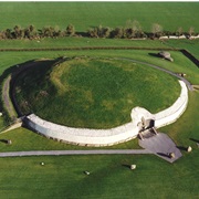 Newgrange, Ireland. C3200 BC