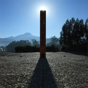 Quitsato Sundial, Line of the Equator