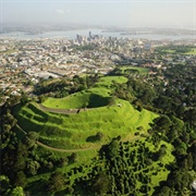 Mt Eden Volcano Walk - Easy (1 Hour)