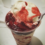 Berry Sundae