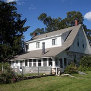Robert Frost Stone House