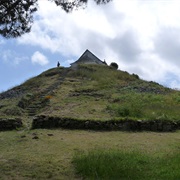 Tumulus Saint-Michel, France