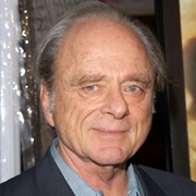 Harris Yulin