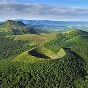 Chaine De Puys, France