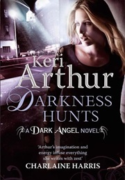 Darkness Hunts (Keri Arthur)