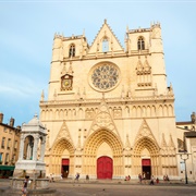 Cathédrale St-Jean-Baptiste, Lyon, France