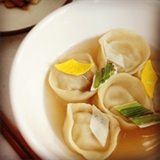 Mandu-Guk / Dumpling Soup