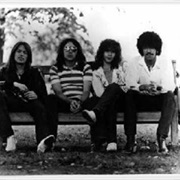 Thin Lizzy - Romeo and the Lonely Girl