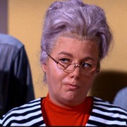 Ma Parker (Shelley Winters)