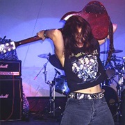 Blare N Bitch (Betty Blowtorch)