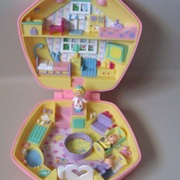 Polly Pocket Nursery