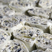 Pinwheels With Cream Cheese, Jalapenos and Black Olives